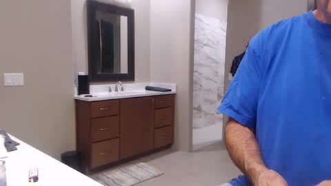 Snapshot of luv_missle chatting on March 12, 2025, 6:18 am luv_missle online show from March 12, 2025, 6:18 am