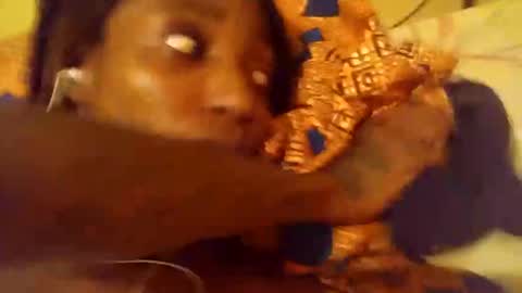 Snapshot of luvagurl chatting on February 9, 2025, 10:21 pm luvagurl online show from February 9, 2025, 10:21 pm