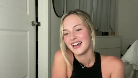 Aimee online show from September 20, 2025, 3:07 am