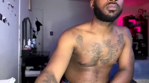 Snapshot of luverboibbc chatting on February 3, 2025, 3:31 am luverboi online show from February 3, 2025, 3:31 am