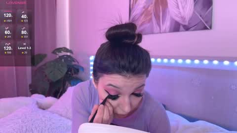 Snapshot of luvlyveronica chatting on May 20, 2026, 10:21 am Veronica online show from May 20, 2026, 10:21 am