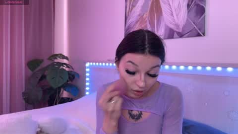 Snapshot of luvlyveronica chatting on May 24, 2026, 10:31 am Veronica online show from May 24, 2026, 10:31 am