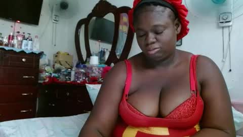 Shereena Contact me  Sherbunnyboo online show from December 27, 2024, 10:05 pm