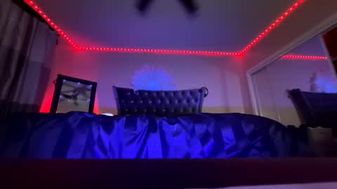 Snapshot of luvvlee chatting on October 13, 2025, 2:28 pm luvvlee online show from October 13, 2025, 2:28 pm