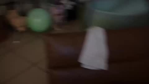 Snapshot of luvvlyfe chatting on October 21, 2025, 4:02 am LUVV online show from October 21, 2025, 4:02 am