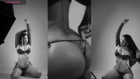 lux_bitchx online show from May 14, 2026, 3:13 am