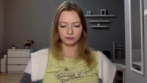 Millie online show from October 29, 2025, 3:47 pm