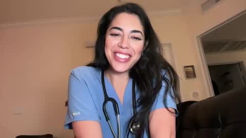 Snapshot of luxcher22 chatting on January 7, 2025, 6:48 am luxcher22 online show from January 7, 2025, 6:48 am