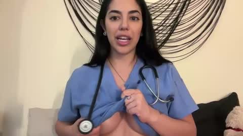 Snapshot of luxcher22 chatting on February 5, 2025, 6:13 am luxcher22 online show from February 5, 2025, 6:13 am