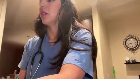 Snapshot of luxcher22 chatting on February 6, 2025, 3:27 am luxcher22 online show from February 6, 2025, 3:27 am