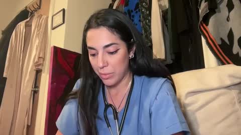 Snapshot of luxcher22 chatting on February 20, 2025, 3:12 am luxcher22 online show from February 20, 2025, 3:12 am