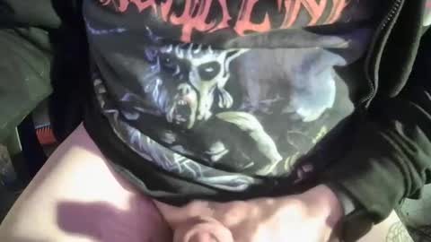 Snapshot of luxiferr666 chatting on March 6, 2025, 7:10 pm belzebubs online show from March 6, 2025, 7:10 pm