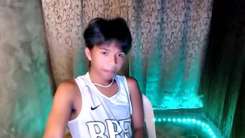 luxirfy online show from November 13, 2025, 6:18 pm