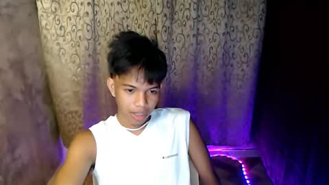 luxirfy online show from November 23, 2025, 5:13 pm