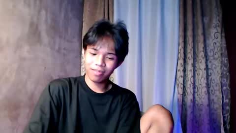 Snapshot of luxirfy_xx chatting on February 3, 2026, 6:24 pm luxirfy online show from February 3, 2026, 6:24 pm