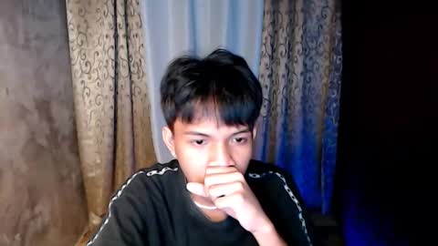 Snapshot of luxirfy_xx chatting on February 11, 2026, 1:27 pm luxirfy online show from February 11, 2026, 1:27 pm