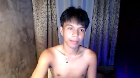 Snapshot of luxirfy_xx chatting on February 15, 2026, 4:36 pm luxirfy online show from February 15, 2026, 4:36 pm