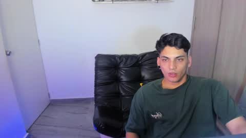 Snapshot of luxrx chatting on May 22, 2026, 7:41 pm luxrx online show from May 22, 2026, 7:41 pm
