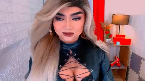 Snapshot of luxsasha chatting on February 2, 2026, 11:09 am Sasha Blaire online show from February 2, 2026, 11:09 am