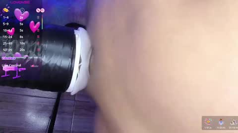 Snapshot of luz_celeste_ chatting on February 13, 2025, 2:56 am Luz online show from February 13, 2025, 2:56 am