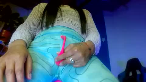 Snapshot of luzzy_cam chatting on December 19, 2025, 11:45 pm luzzy I hope your visit and that we manage to get very hot online show from December 19, 2025, 11:45 pm