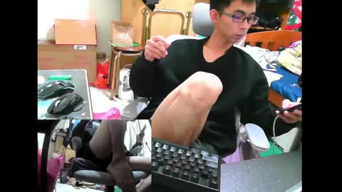 lvoe810930 online show from December 19, 2024, 3:41 pm