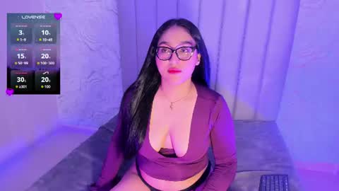 LYA DUBOIS  online show from July 12, 2026, 1:24 pm