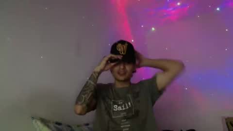 Lyan online show from November 14, 2025, 4:44 am