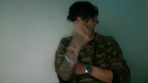 Lyan online show from November 25, 2025, 5:51 am