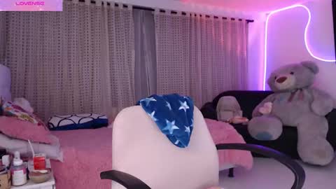 Lyann  online show from October 22, 2025, 2:45 am