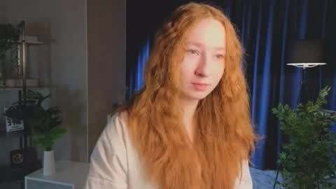 Snapshot of lydaerne chatting on February 8, 2026, 1:31 am Call me Liddy Im so new here show me how to get fun here please online show from February 8, 2026, 1:31 am