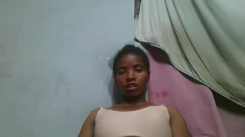 lydie856696 online show from April 27, 2026, 8:23 am