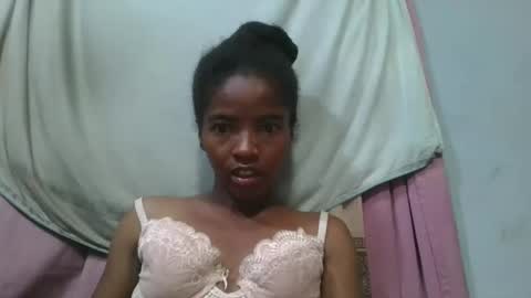 lydie856696 online show from May 4, 2026, 3:30 pm