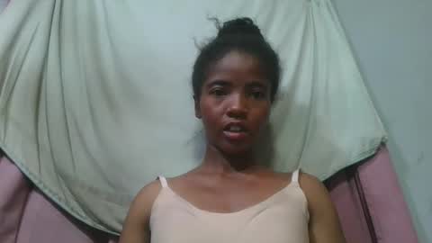 lydie856696 online show from May 10, 2026, 7:30 pm