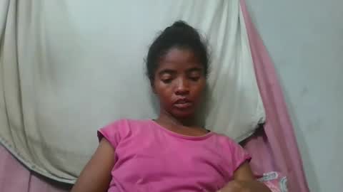 lydie856696 online show from May 13, 2026, 6:49 pm