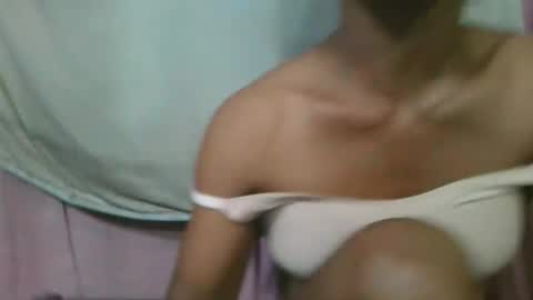 lydie856696 online show from May 25, 2026, 4:13 pm