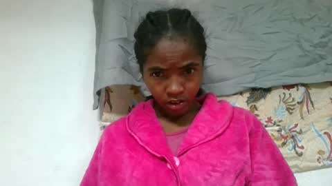lydie856696 online show from July 13, 2026, 5:32 am