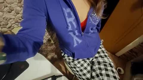 Snapshot of lygcppzzdkqm chatting on February 27, 2026, 3:28 am zzz online show from February 27, 2026, 3:28 am