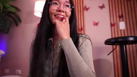 Snapshot of lyhana_lee chatting on July 12, 2026, 2:19 pm Lyhana Lee online show from July 12, 2026, 2:19 pm