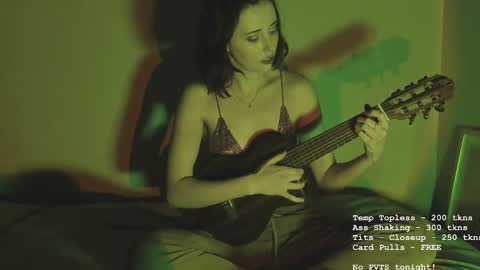 Snapshot of lylacdoll chatting on February 12, 2026, 2:06 am LylacDoll online show from February 12, 2026, 2:06 am