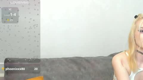 Snapshot of lylataylor_ chatting on April 29, 2026, 11:55 pm Welcome to my Room. My name is Viktoria online show from April 29, 2026, 11:55 pm