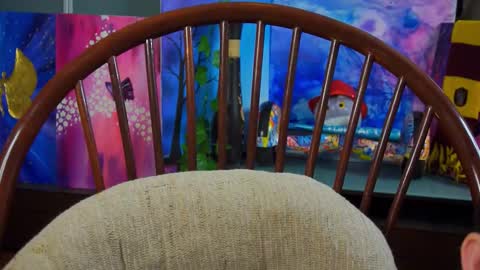 Snapshot of lyle_art chatting on February 16, 2025, 9:15 am hi im Lyle online show from February 16, 2025, 9:15 am