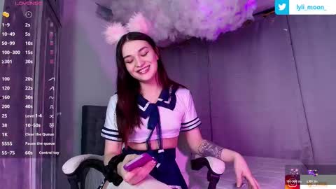 Snapshot of lylita_moon chatting on December 4, 2025, 4:22 am Littl online show from December 4, 2025, 4:22 am