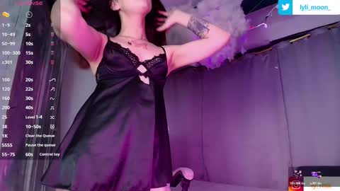 Snapshot of lylita_moon chatting on December 17, 2025, 4:18 am Littl online show from December 17, 2025, 4:18 am