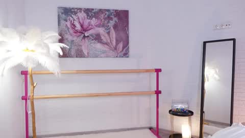 Lyly   online show from March 4, 2025, 5:32 am