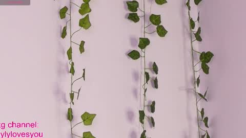 Lyly   online show from October 6, 2025, 5:38 am