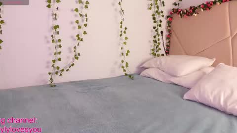 Lyly   online show from October 9, 2025, 5:49 am