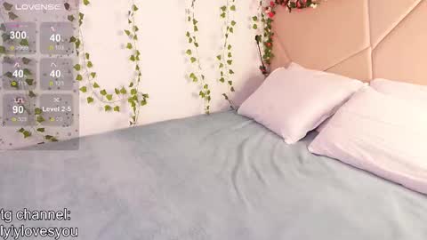 Lyly   online show from November 14, 2025, 5:39 am