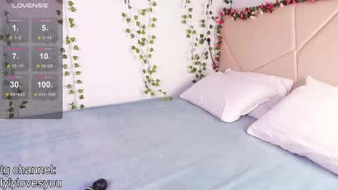 Lyly   online show from December 2, 2025, 5:46 am