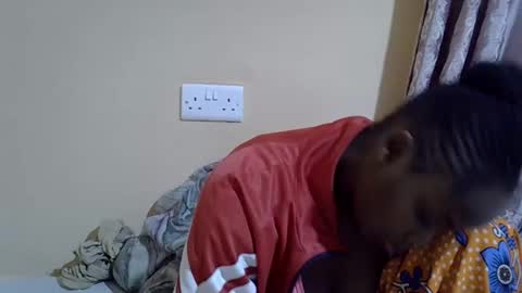 lyn_anna online show from October 16, 2025, 3:07 am